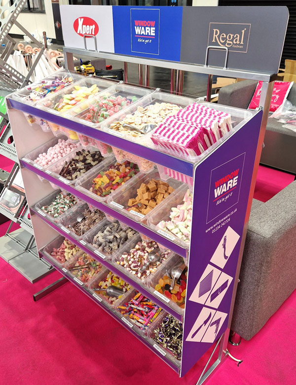 https://www.exhibitionstandgames.co.uk/userfiles/pick-n-mix-at-nec.jpg